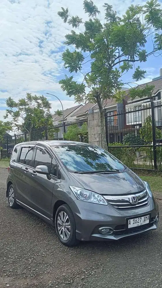 Honda Freed 2013 Bensin