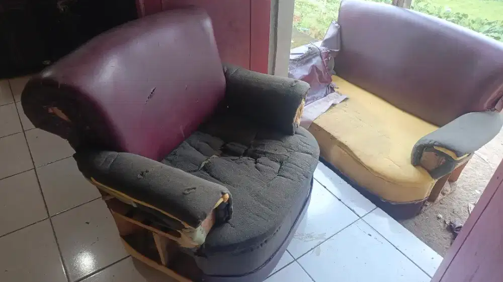 Menerima jasa Reparasi sofa
