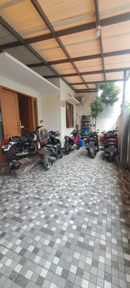 Rumah siap huni di turangga buah batu dekat martanegara gatot subroto