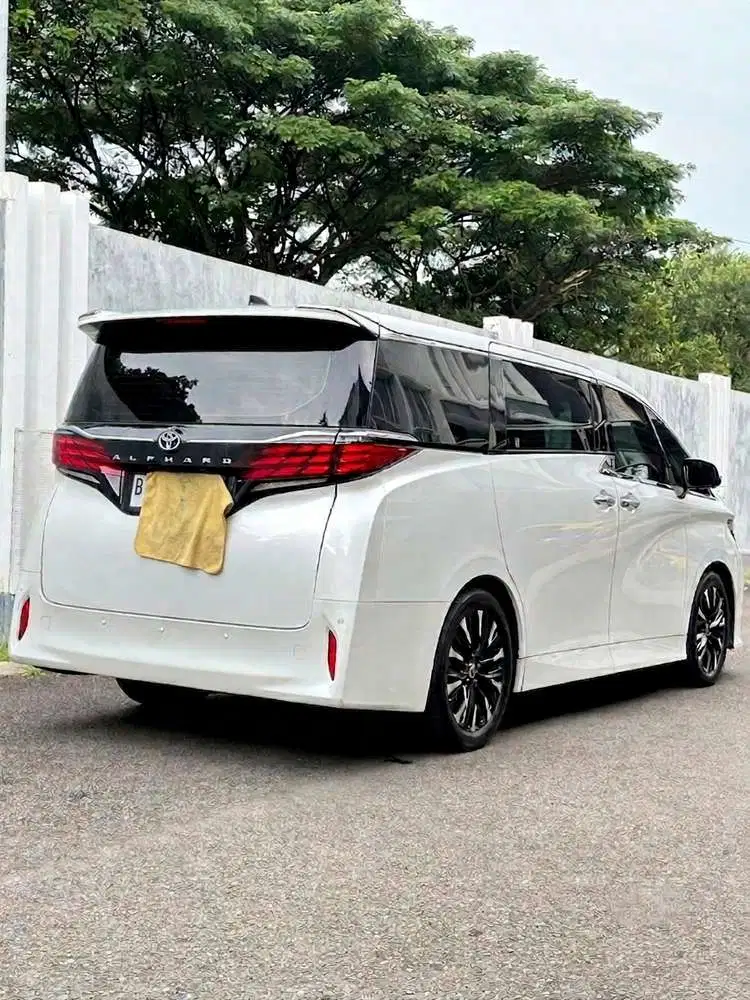 Toyota Alphard 2025 Bensin