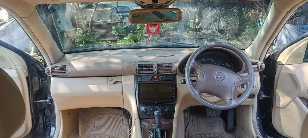 Mercedes-Benz C240 2001 Bensin