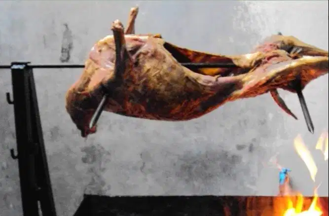 kambing guling utuh 1 ekor buat 50 porsi layak pesta hajatan kumpul2