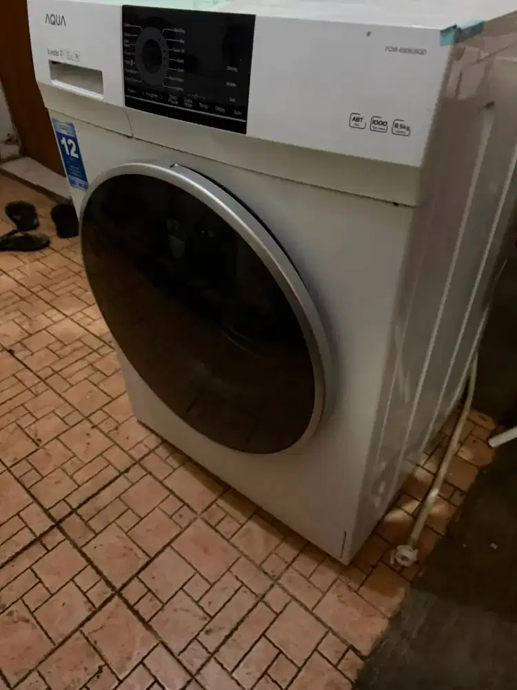 Mesin Cuci Aqua Front Loading FQW 850829