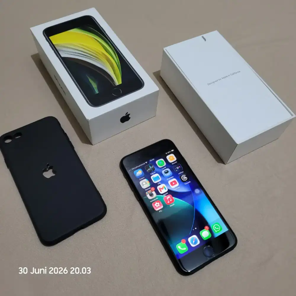 iPhone SE 2 128gb Beacukai Permanen Mulus