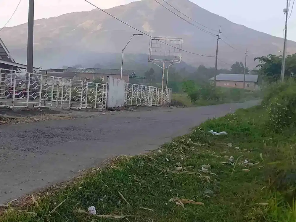 Di jual ex RESTO RAMAI  view gunung non pertanian pacet siap buka