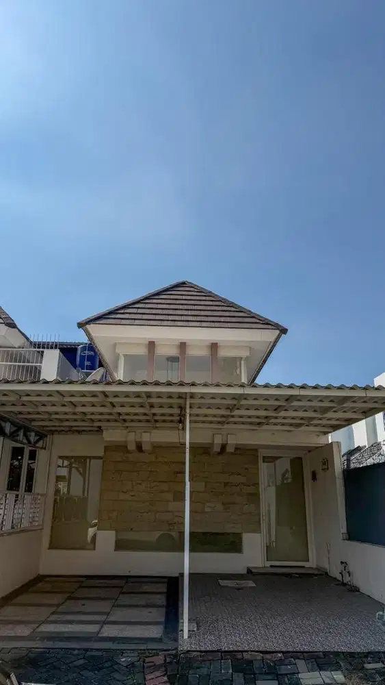 Dikontrakkan rumah di safira garden, semi furnish