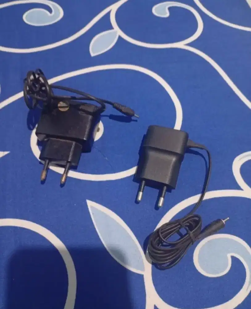 Charger Nokia jadul