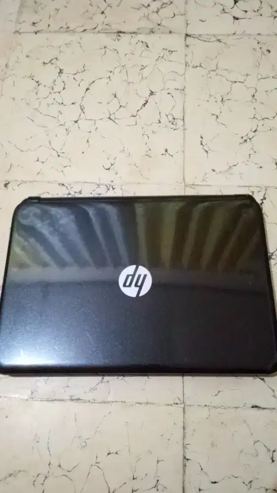 LAPTOP HP 14 NOTEBOOK PC