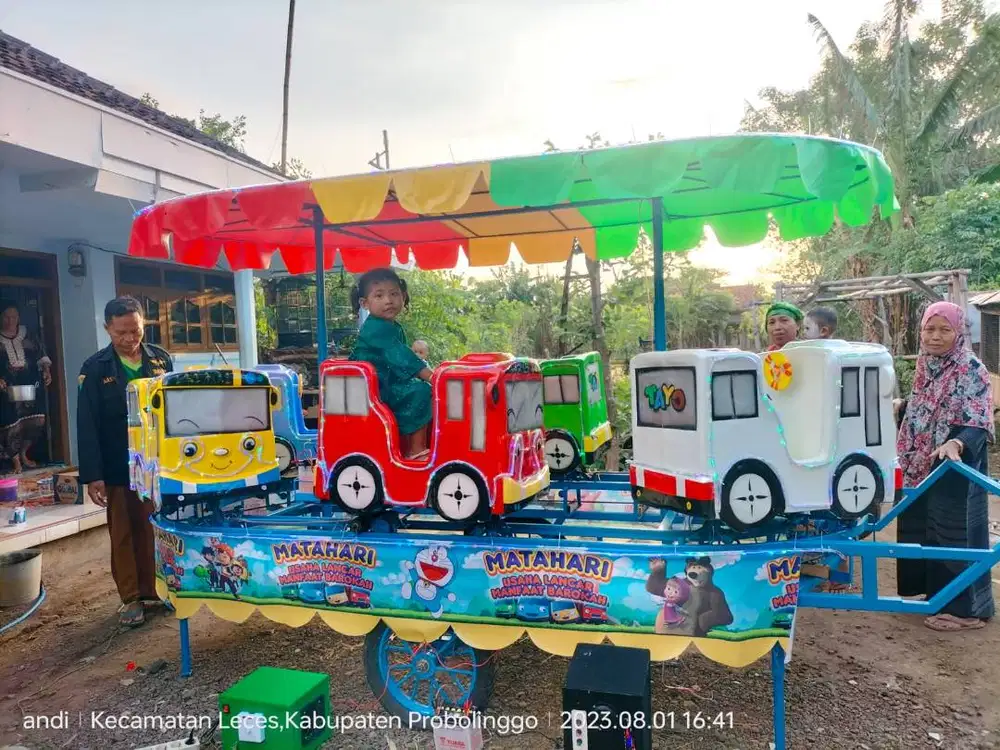 Kereta Panggung Tayo 6 Gerbong Warna Warni Siap Pakai