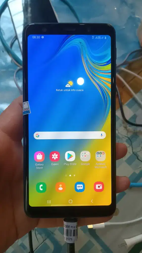 Samsung A7 2018 Ram 4 Rom 64 dual sim card layar amoled (hp saja)