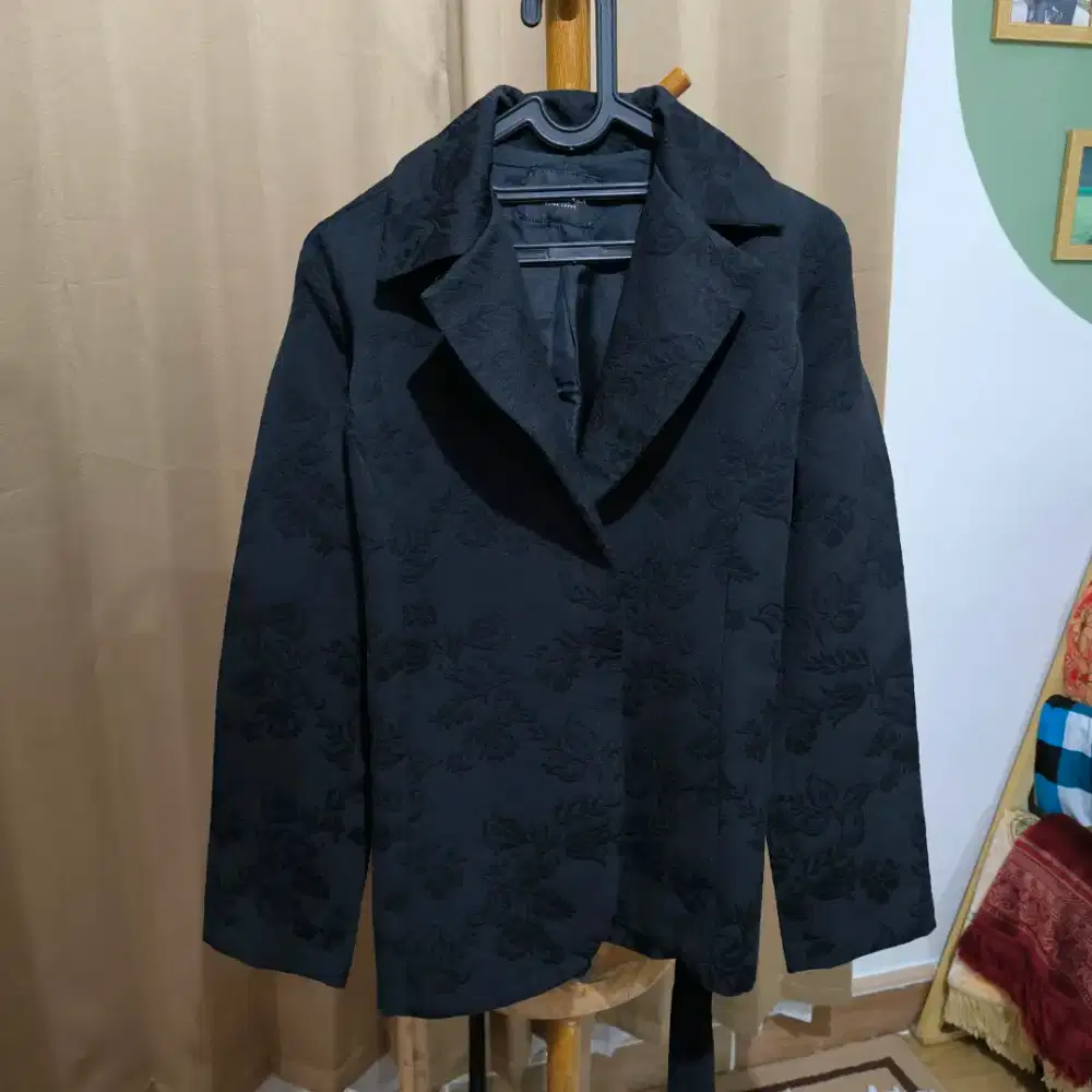 Berrybenka Original Blazer Jas Outer Wanita Hitam Timbul Emboss XL PL