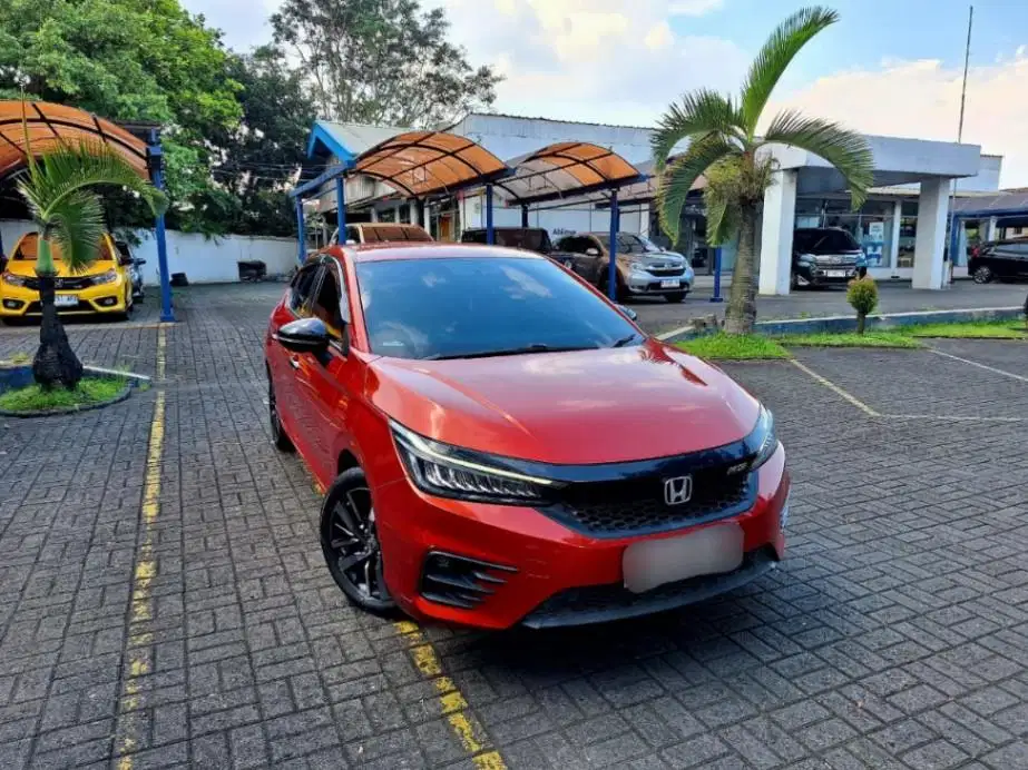 LOW DP - Honda	City	1.5 Hatchback RS Bensin-AT	2022