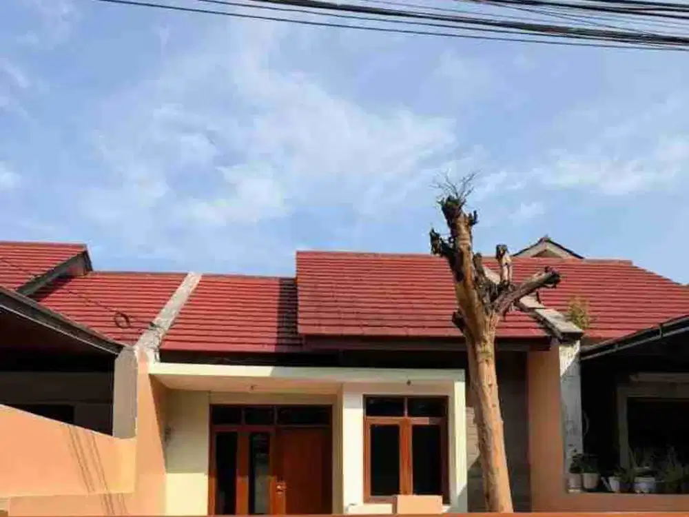 Di sewakan Rumah Di antapani cocok untuk keluarga maupun kantor konveksi