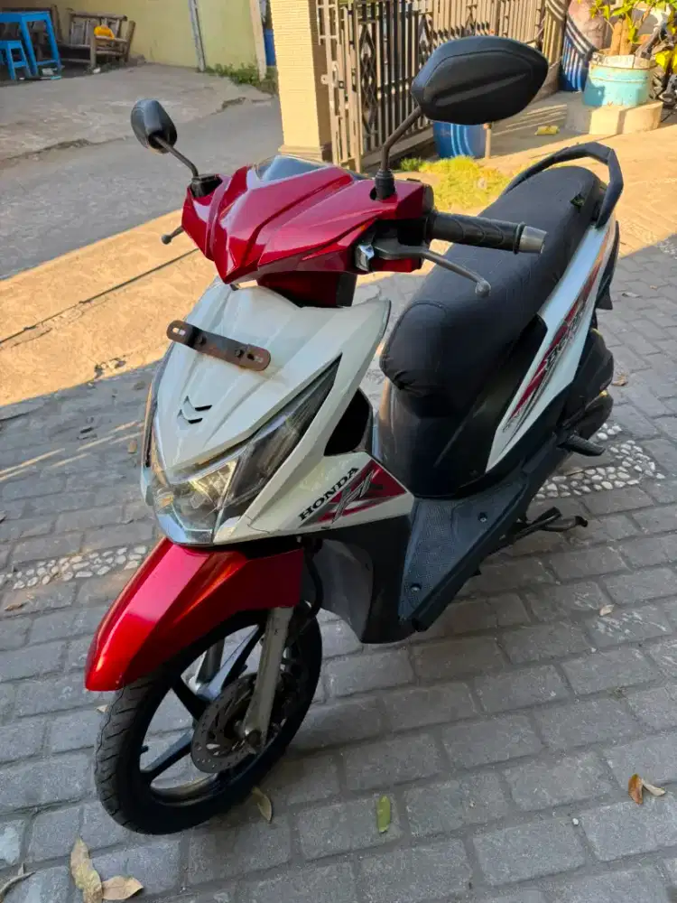 Beat esp stater halus THN 2016 plat B Jakarta