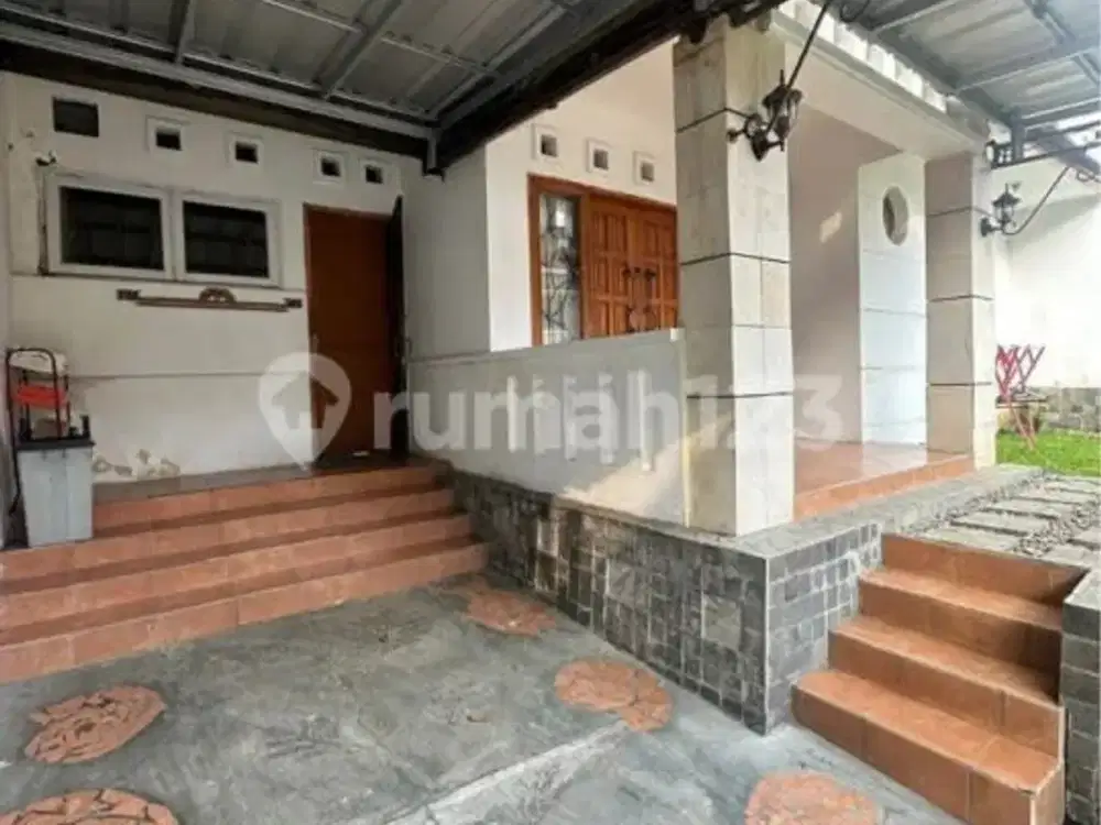 Rumah Siap Huni di Area Komplek Setiabudi Regency Bandung