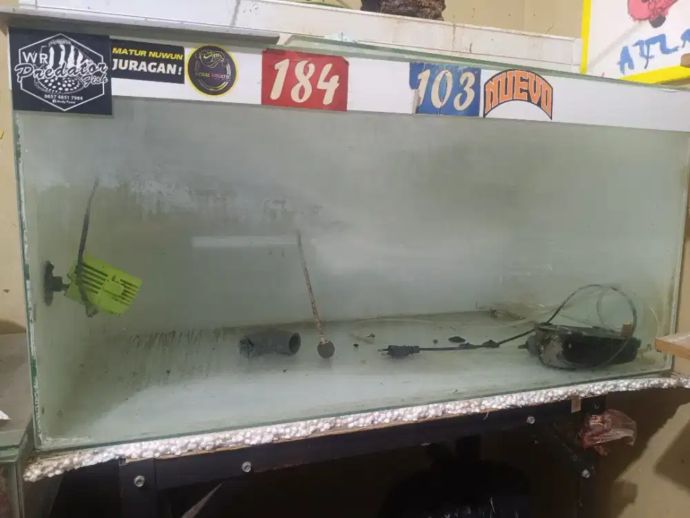 Aquarium ukuran 80*40*40