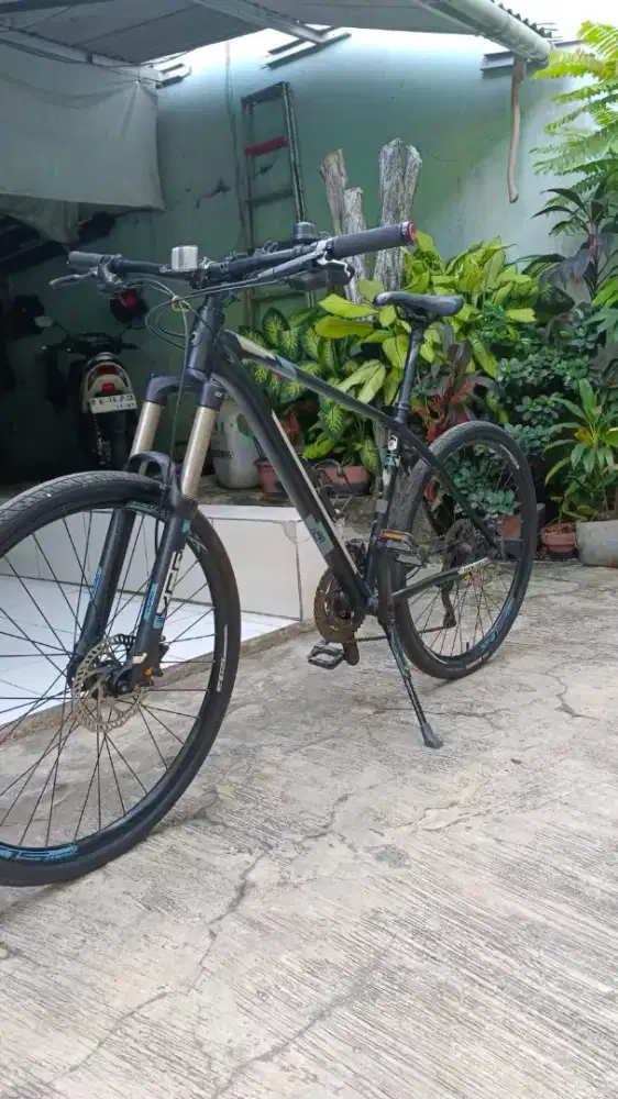 Polygon xtrada 6