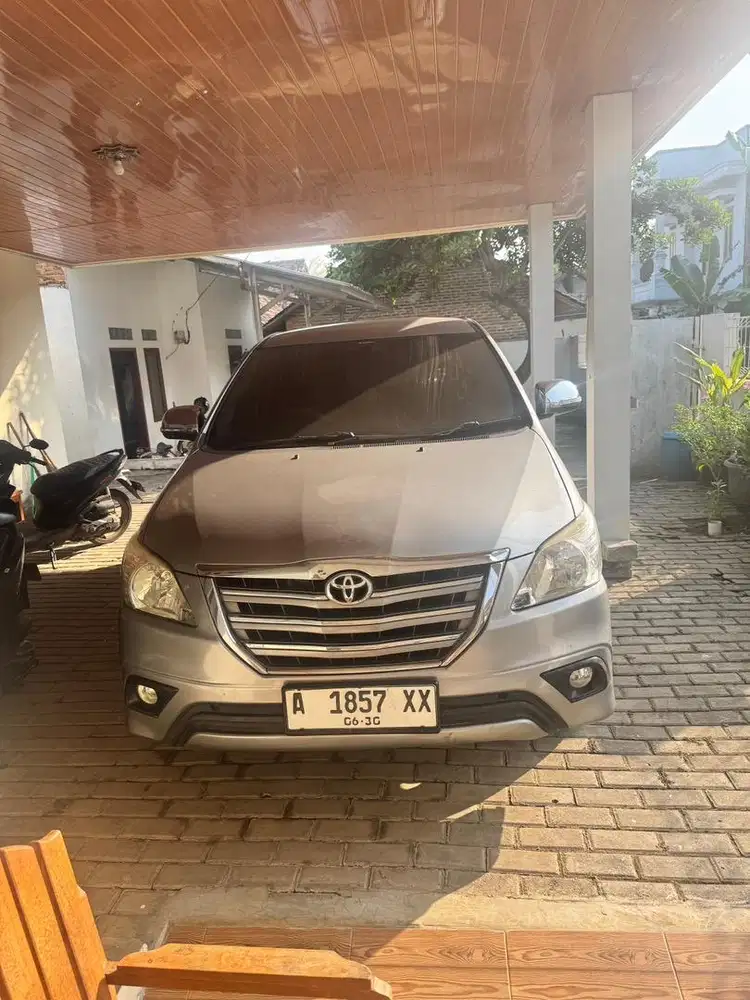 Dijual Mobil Inova Metik tahun 2015
