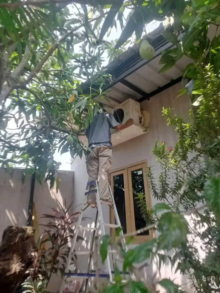 bongkar pasang ac servis ac cuci ac isi freon vakum dll