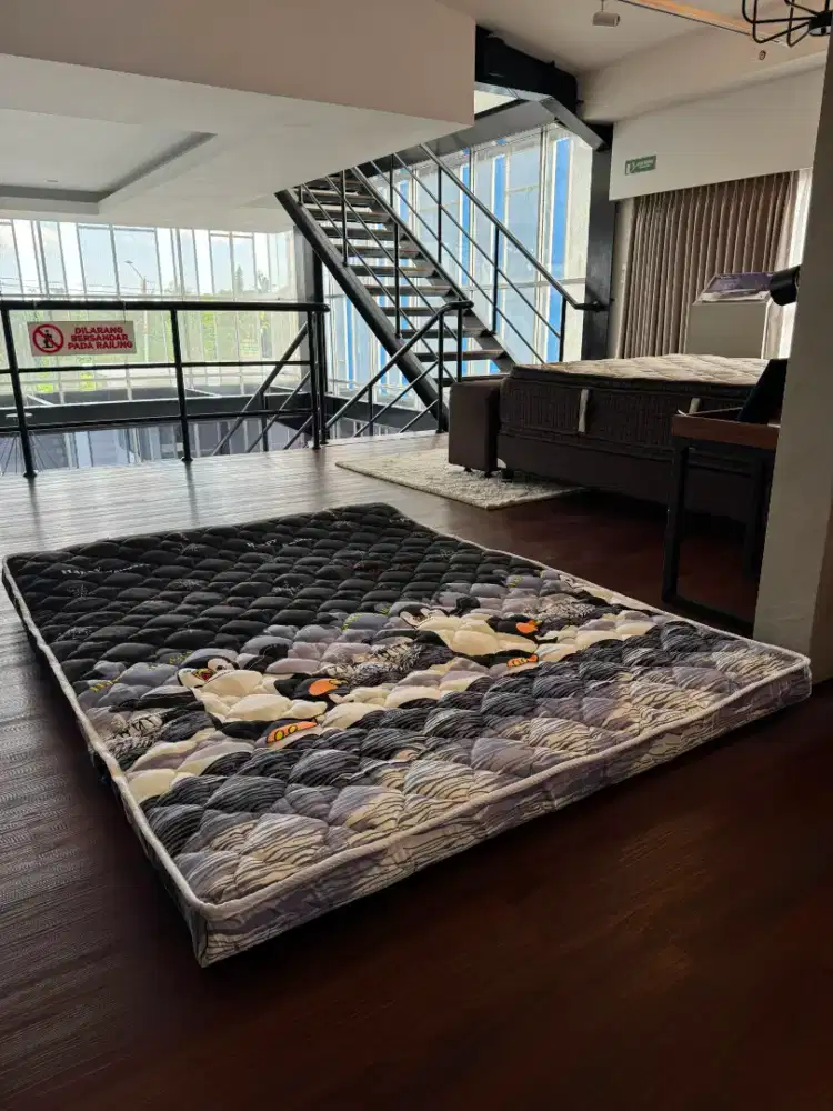 Kasur gulung ukuran: 150x200x8cm