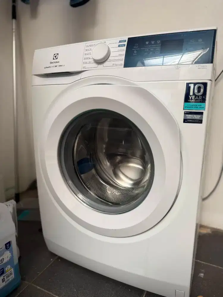 Electrolux Mesin Cuci Front Loading 8kg