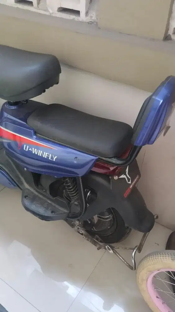 Uwinfly DF5 biru bagus