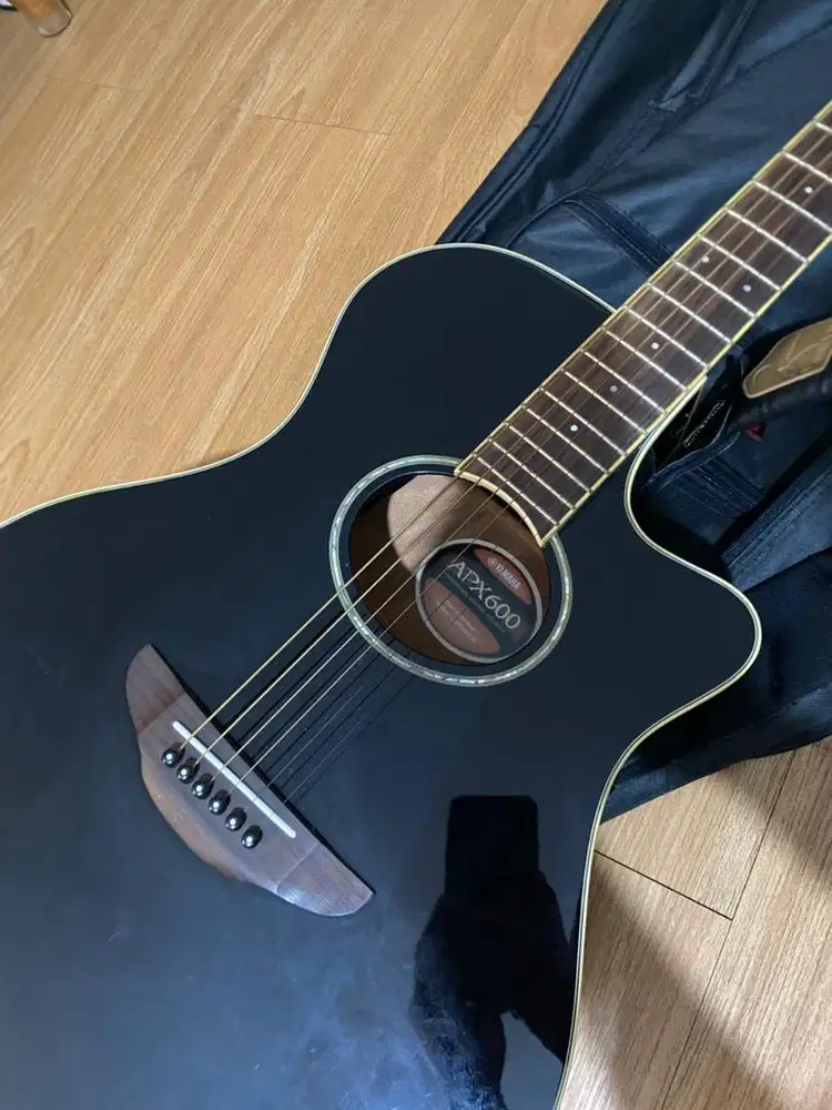 Yamaha APX 2 Gitar Akustik Original - Mulus