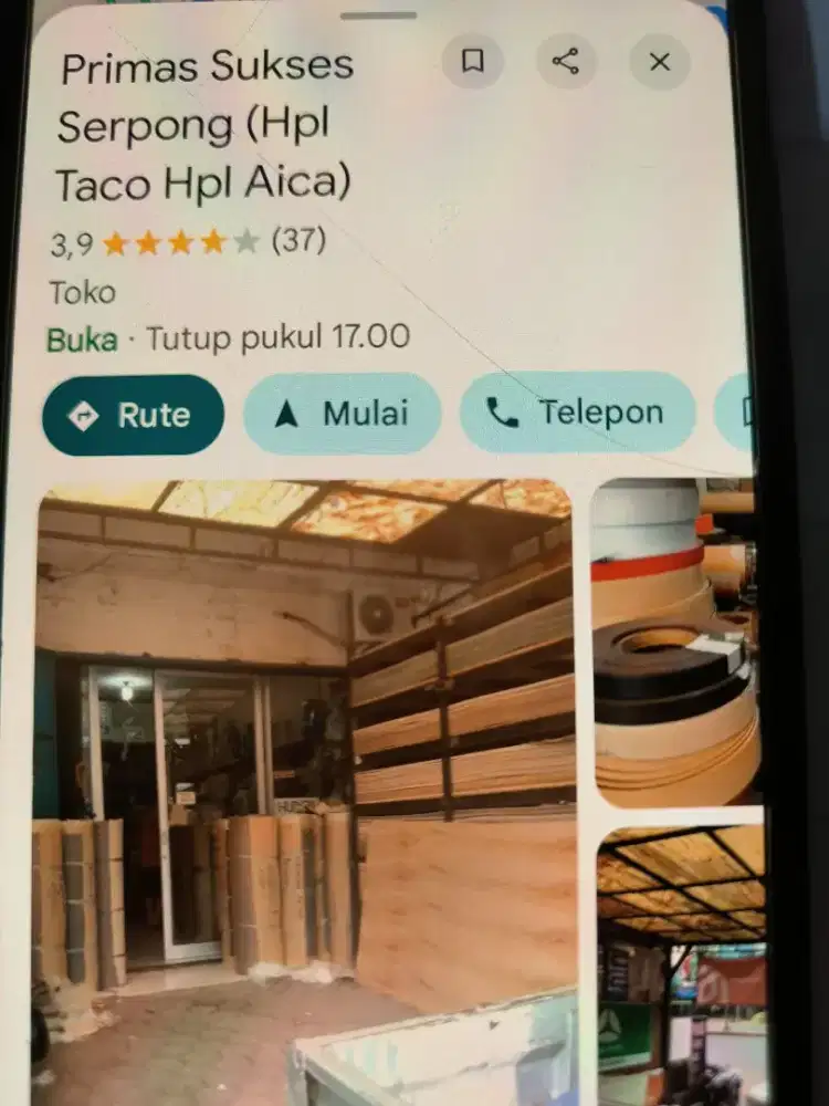 Bagian menyiapkan kiriman triplek