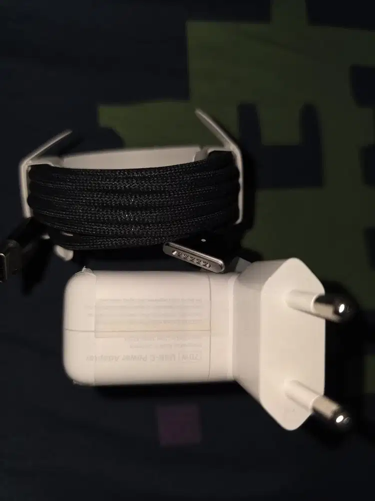 Charger Macbook Pro M3 Pro Original