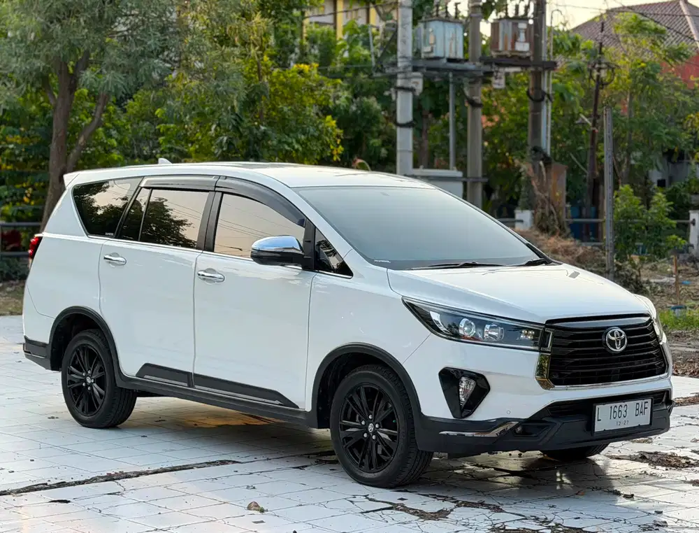 TOYOTA INNOVA REBORN VENTURER DIESEL matic 2021