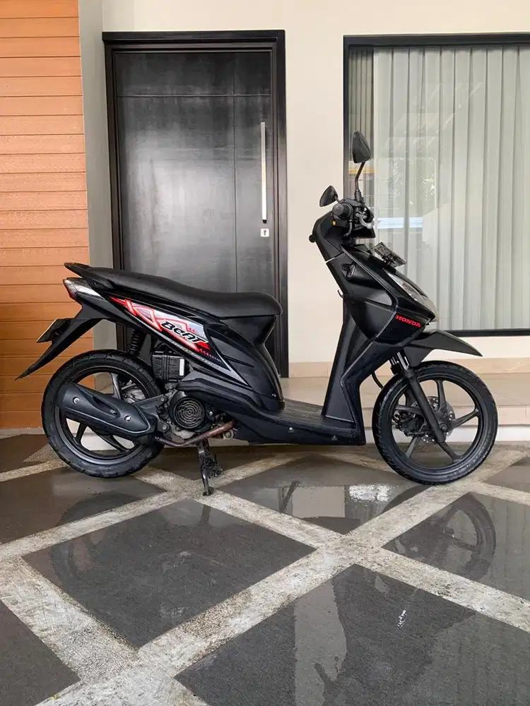 HONDA BEAT 2012 PAJAK ON, PLAT DKI, SRT LGKP, MESIN ENAK SIAP PAKAI
