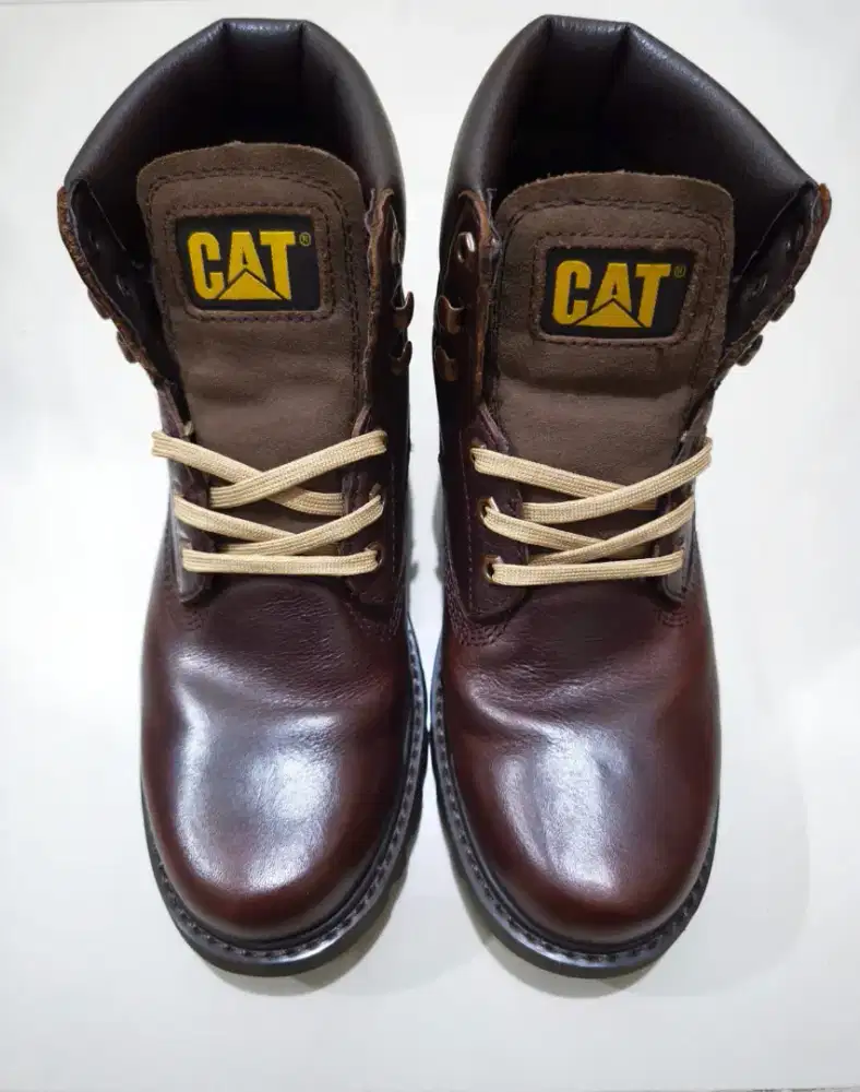 Sepatu Boot Mid Cut Caterpillar Ukuran 7/41 Warna Coklat Bukan Safety