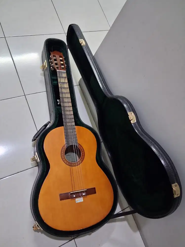Gitar Klasik Yamaha C-310 Original + Hardcase (Second)