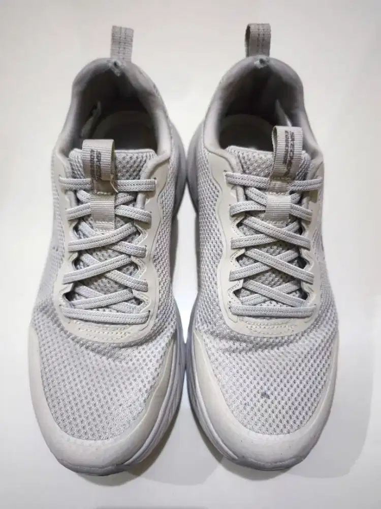 Sepatu Sneakers Skechers Edgeride Ukuran 7/41 Warna Khaki