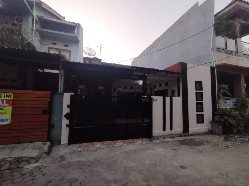 JUAL RUMAH MINIMALIS MODERN LUAS DAN NYAMAN