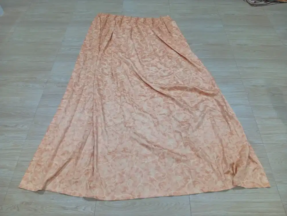 Dijual tirai gorden bahan bagus warna oren
