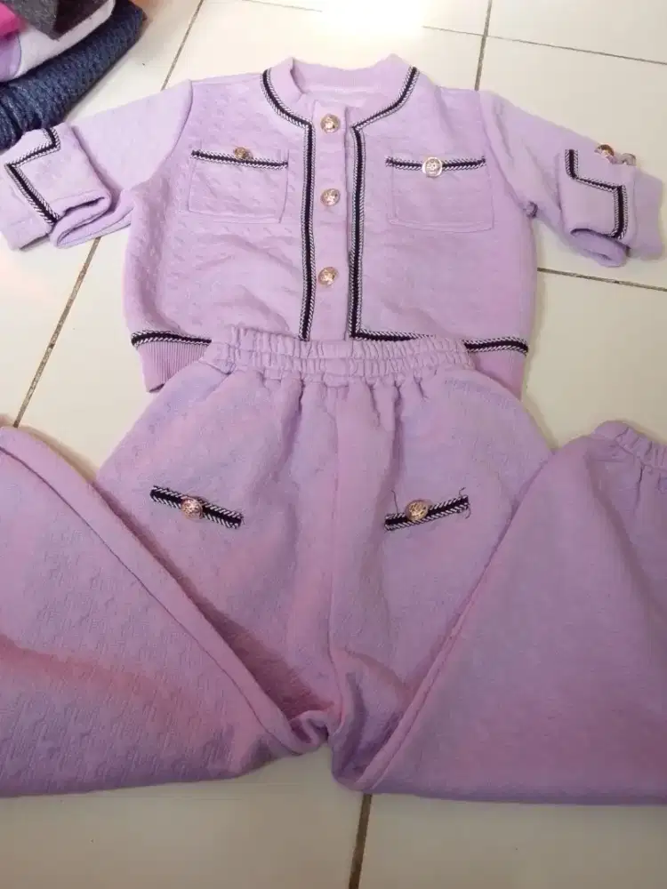 Setelan anak import