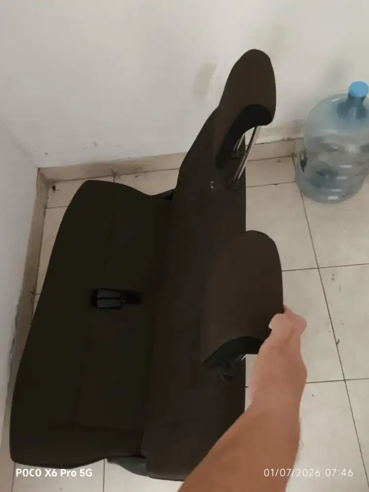 Jok mobil Sigra baris ke tiga masih bagus