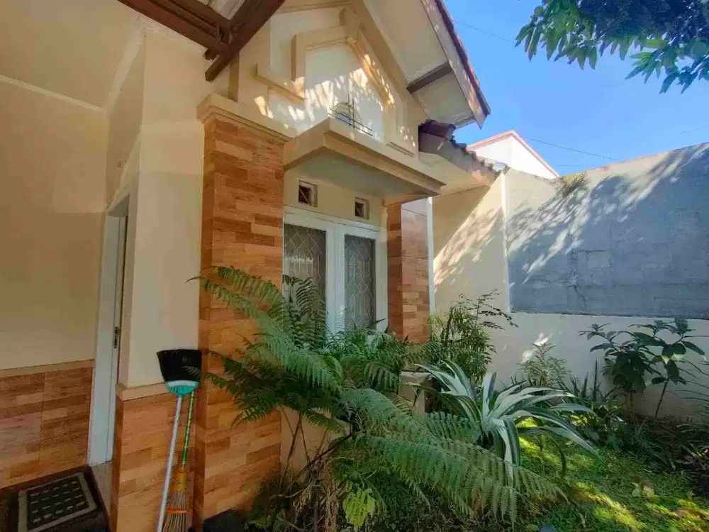 Rumah Araya Blok Depan Kota Malang