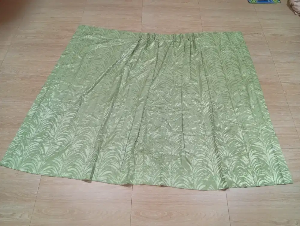 Dijual tirai gorden hijau bahan bagus