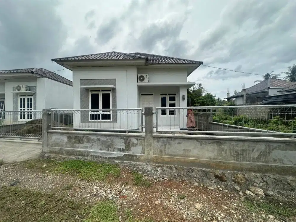 DISEWAKAN RUMAH 18JT/TAHUN