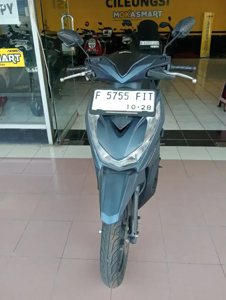 Dijual motor Honda Beat dlx 2023