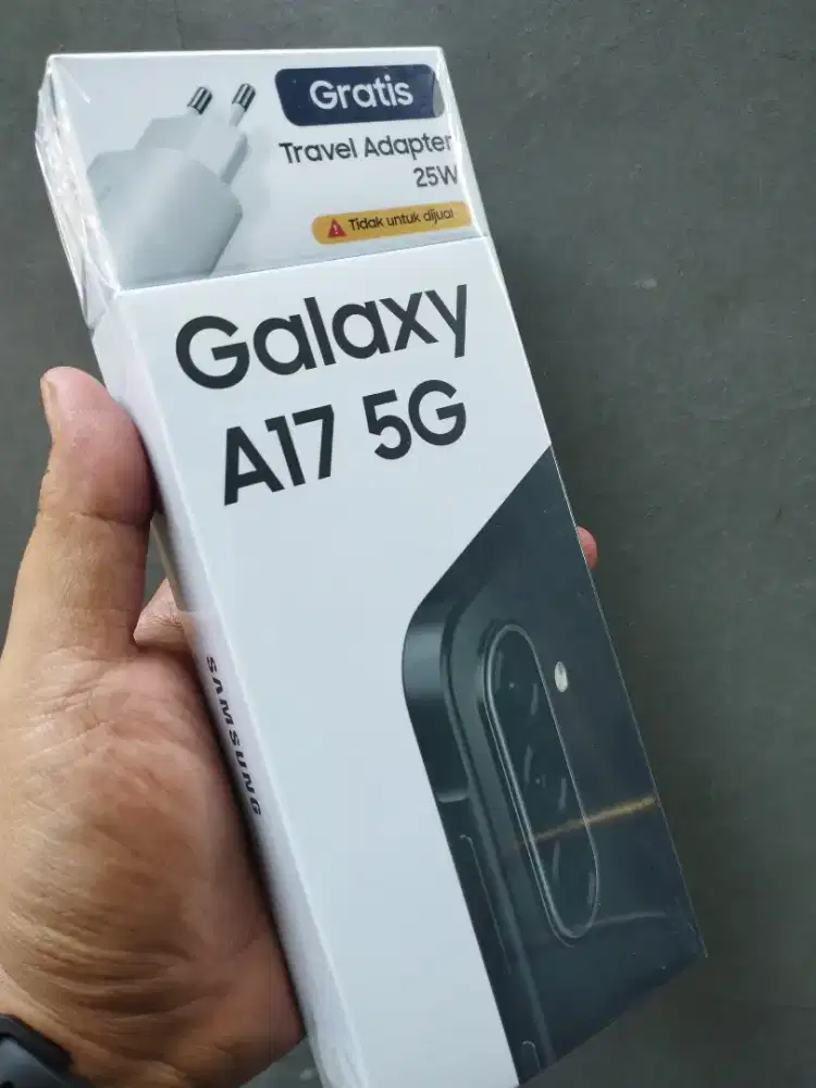 SAMSUNG a17 8/256 5G