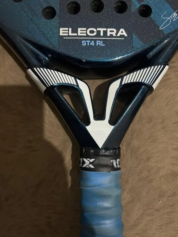 Jual cepat SIUX Electra st4 rulo racket
