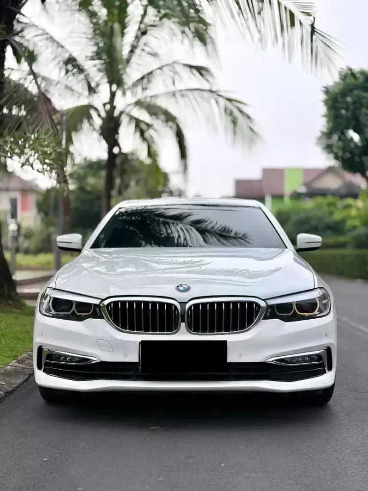 BMW 530i G30 2018 PANORAMIC SUNROOF! DIGITAL SPEEDOMETER !Termurah