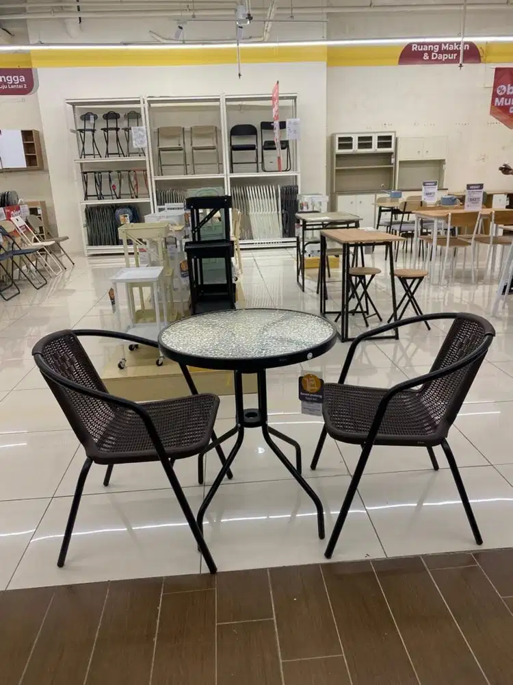 Meja Makan 2 dudukan