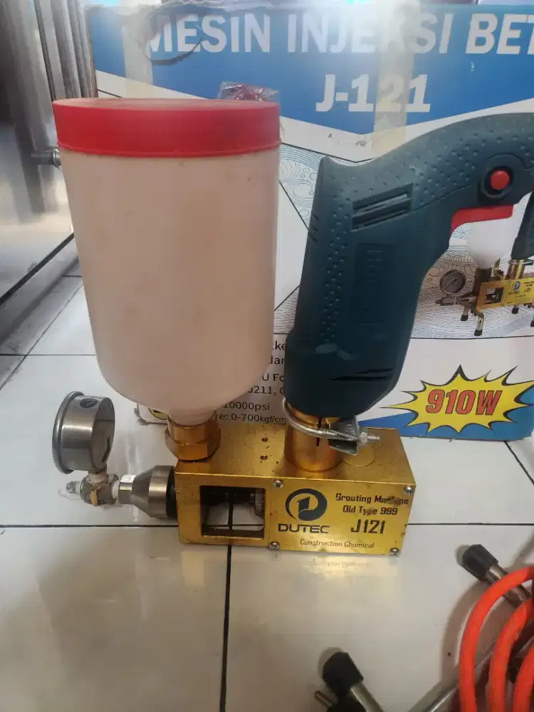 Mesin injeksi polyurethane