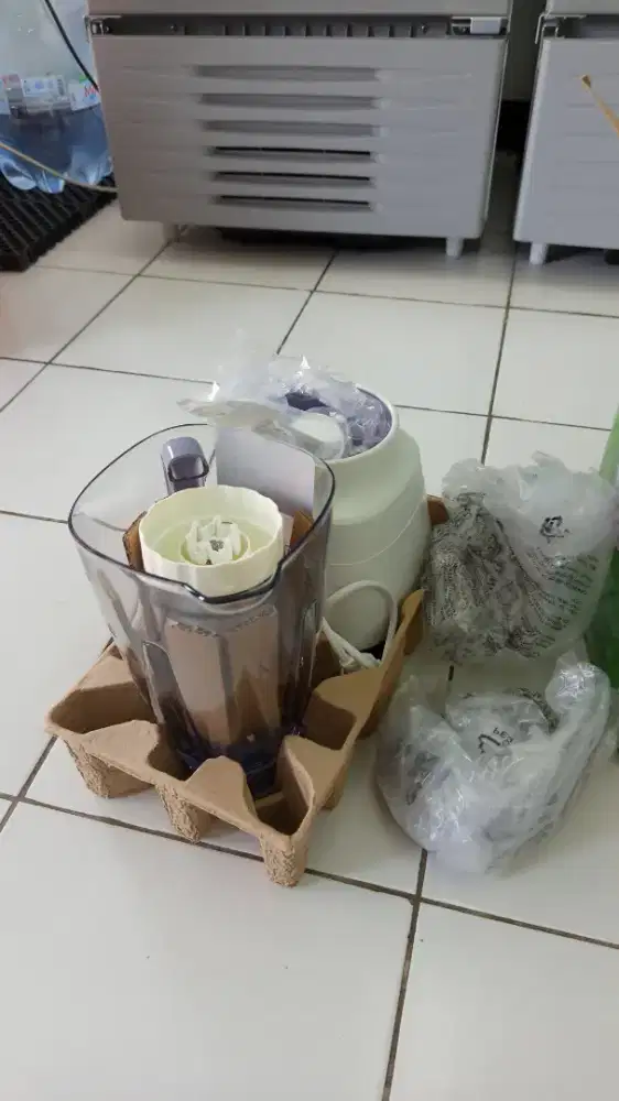 Blender Philips plastik 2L 5000 series HR2221/00