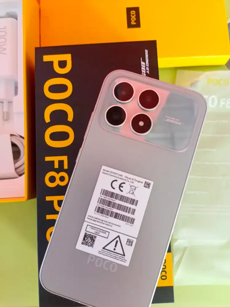 Poco F8 Pro Ram 12/512 Silver