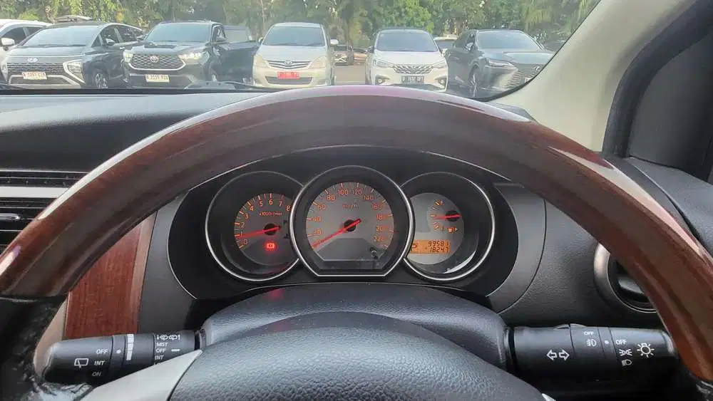 Nissan Grand livina 2013 Bensin